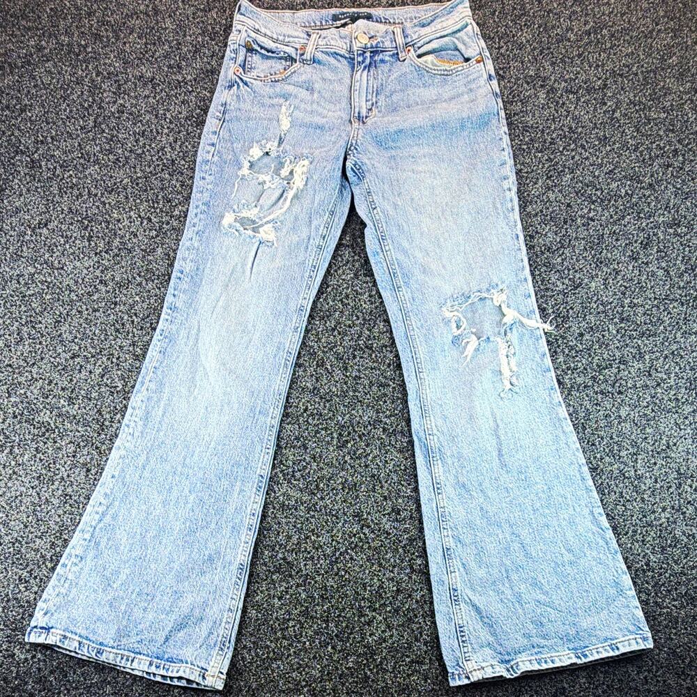 Aéropostale Women’s Light Wash Blue High Rise Flare Distressed 5-Pocket Jeans 8